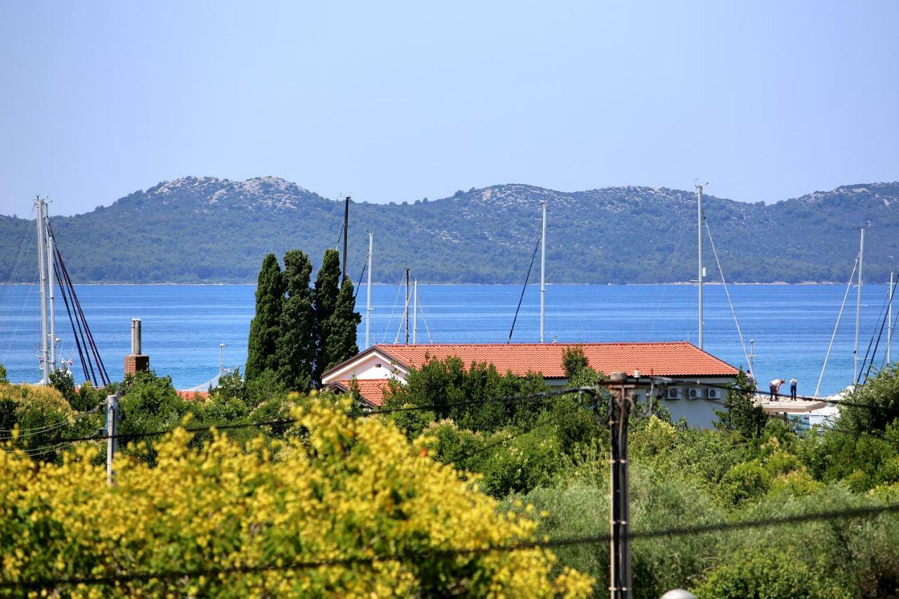 Apartments Mara Zadar Exterior foto